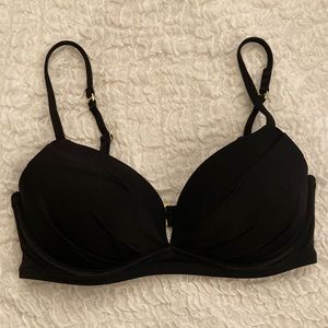 NEW Victoria’s Secret bra style bikini top